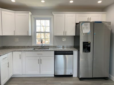 /international/us/107-spring-st-quincy-ma-110077257958/