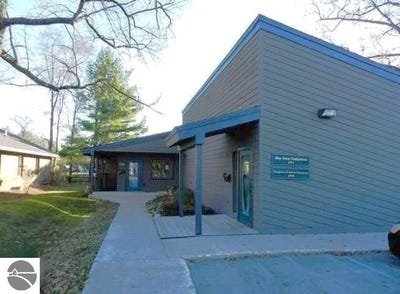 /international/us/537-s-garfield-avenue-traverse-city-mi-110104900385/