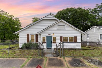 /international/us/417-s-broad-street-gastonia-nc-110099493719/?lang=en