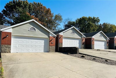 /international/us/2074-n-kantz-lane-fayetteville-ar-110108417590/