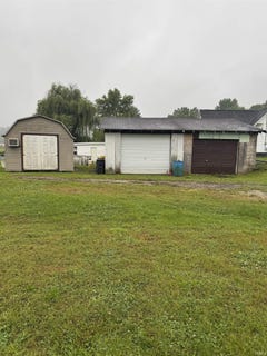/international/us/630-s-adams-street-french-lick-in-110099792572/