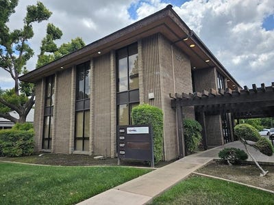 /international/us/5325-w-hillsdale-avenue-visalia-ca-110108573753/