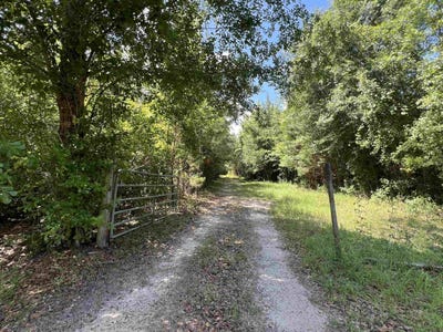 /international/us/hardaway-highway-gretna-fl-110106670859/