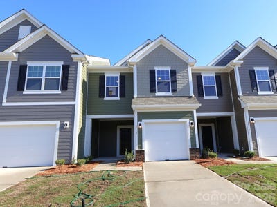 /international/us/2718-yeager-drive-nw-concord-nc-110108239704/
