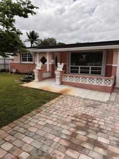 /international/us/7648-alhambra-boulevard-miramar-fl-110107345095/