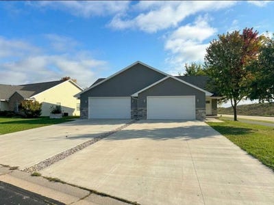 /international/us/1587-delta-drive-neenah-wi-110120529406/