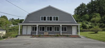 /international/us/1578-dover-road-epsom-nh-110108570240/