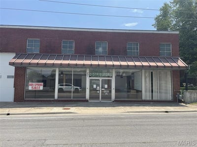 /international/us/211-merriwether-street-cape-girardeau-mo-110107047769/