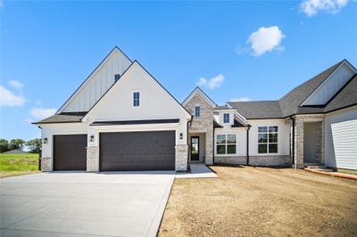 /international/us/2525-bos-landen-drive-pella-ia-110106353304/