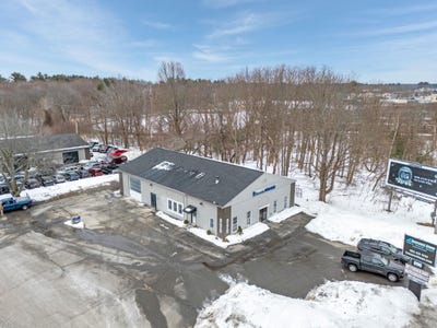 /international/us/890-lafayette-road-seabrook-nh-110106026624/
