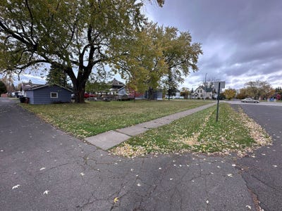 /international/us/5634-tower-ave-superior-wi-110103116035/