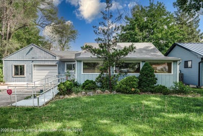/international/us/612-dunlap-street-lansing-mi-110108335833/