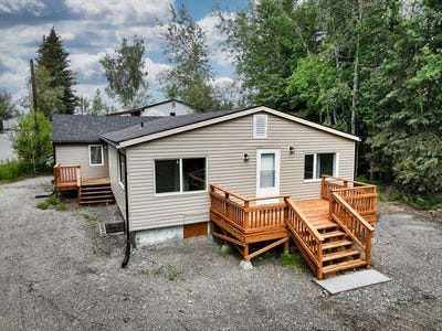 /international/us/1936-mary-ann-street-fairbanks-ak-110109568247/