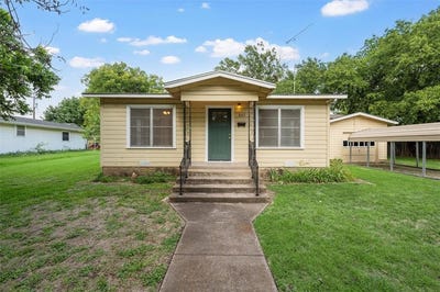 /international/us/807-s-avenue-i-clifton-tx-110100529514/