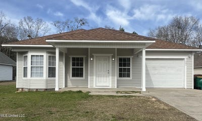 /international/us/11601-oaklane-drive-gulfport-ms-110108476107/