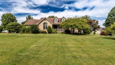 /international/us/11143-brookview-court-brookville-in-110110178219/