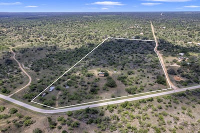 /international/us/790-cr-102-llano-tx-110099187159/