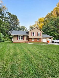 /international/us/173-pebblestone-road-millers-creek-nc-110119931227/