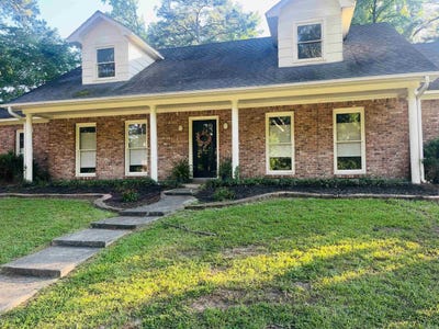 /international/us/226-hawthorne-monticello-ar-110096649814/