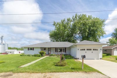 /international/us/601-ne-2nd-street-fairbank-ia-110108768891/