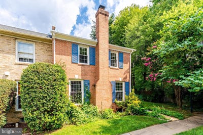 /international/us/7020-bradwood-court-springfield-va-110101053009/