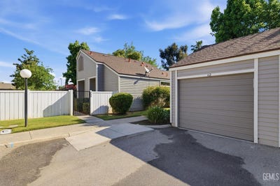 /international/us/8000-kroll-way-bakersfield-ca-110107396165/