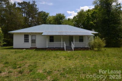 /international/us/1208-grace-avenue-lancaster-sc-110108437309/