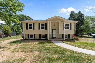 /international/us/131-springdale-drive-stoneville-nc-110099151272/