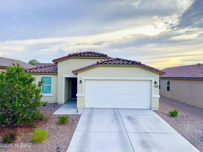 /international/us/386-redwood-loop-benson-az-110100679206/