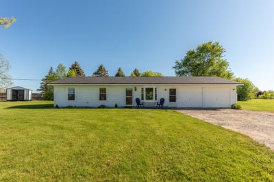 /international/us/12199-n-meridian-road-pleasant-lake-mi-110108094707/