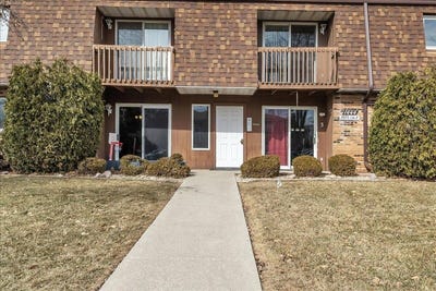/international/us/1444-woodview-drive-crown-point-in-110106125082/