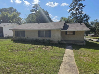 /international/us/1200-walnut-st-henderson-tx-110120408553/