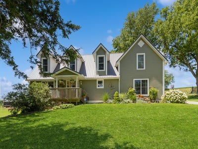 /international/us/3729-w-56th-street-n-newton-ia-110100561272/