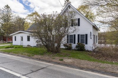 /international/us/2071-main-street-hanover-me-110108060110/