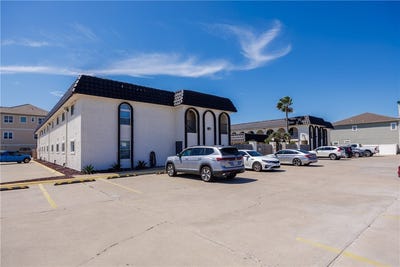 /international/us/14921-windward-drive-corpus-christi-tx-110101660774/