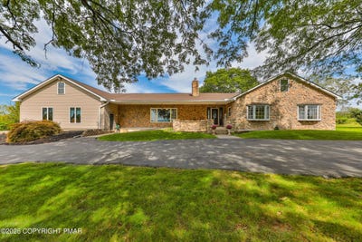 /international/us/295-crown-view-avenue-easton-pa-110110192435/