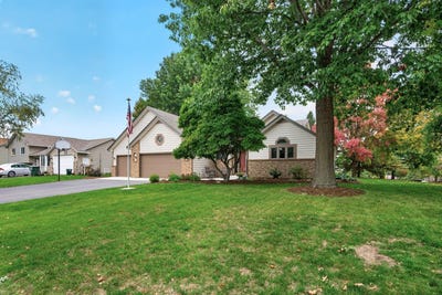 /international/us/7935-174th-street-w-lakeville-mn-110120550080/