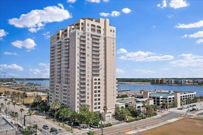 /international/us/400-e-bay-street-jacksonville-fl-110109157762/