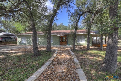 /international/us/767-valley-oaks-drive-canyon-lake-tx-110120415160/