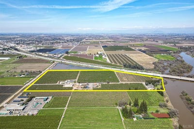 /international/us/1710-avenue-388-lot-1-2-kingsburg-ca-110108030189/