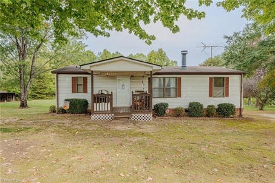 /international/us/1429-newnam-road-pelham-nc-110120483230/