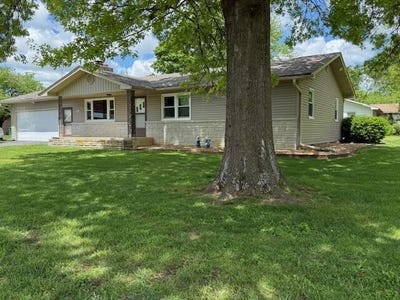 /international/us/1001-w-long-street-mountain-grove-mo-110107627399/