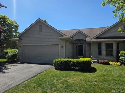 /international/us/6102-doveplum-drive-brighton-mi-110108220351/