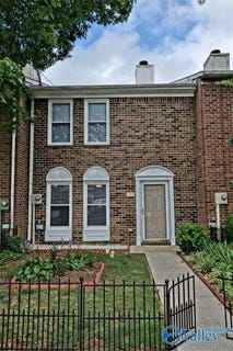 /international/us/106-crescent-circle-madison-al-110108976642/