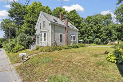 /international/us/65-high-street-windham-me-110120456557/