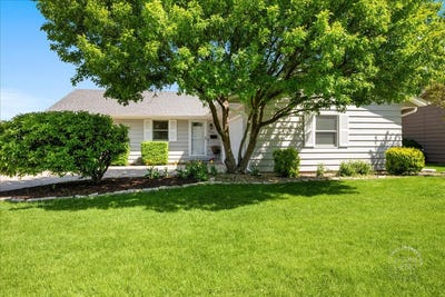 /international/us/2181-w-illinois-avenue-aurora-il-110107667050/