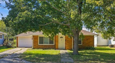 /international/us/1035-n-6th-ave-washington-ia-110120410080/