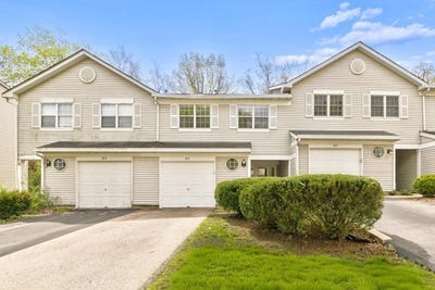 /international/us/615-buckskin-lane-carpentersville-il-110109034187/