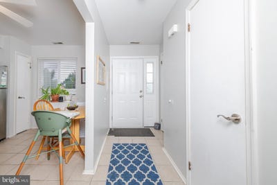 /international/us/14-jamestown-boulevard-hammonton-nj-110100945449/