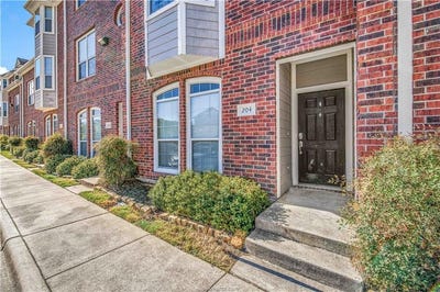 /international/us/1198-jones-butler-road-college-station-tx-110103268705/